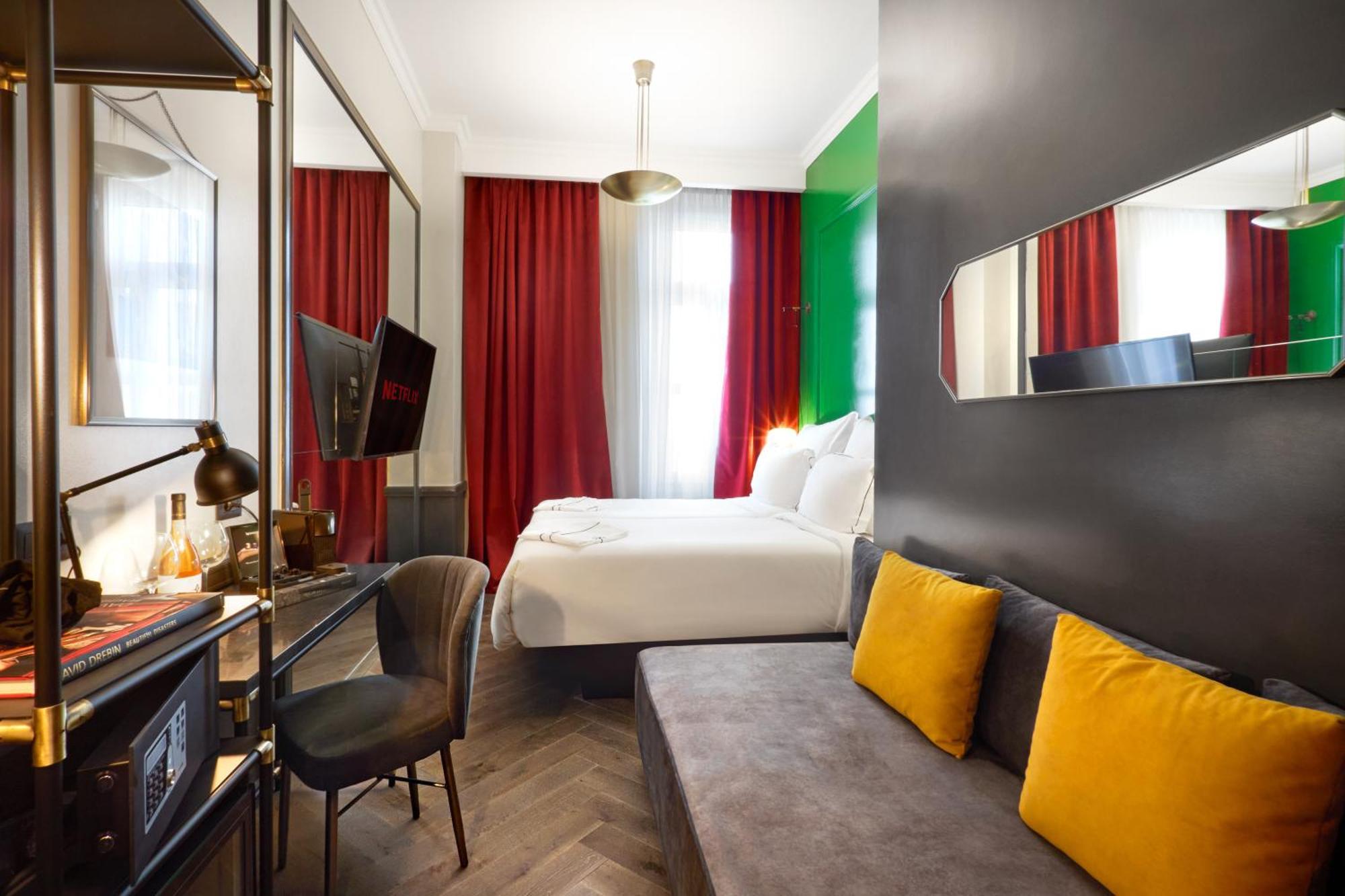Soho Athinas 60 Otel Atina Dış mekan fotoğraf