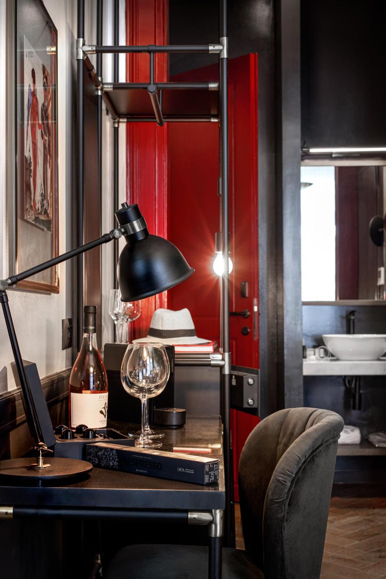 Soho Athinas 60 Otel Atina Dış mekan fotoğraf